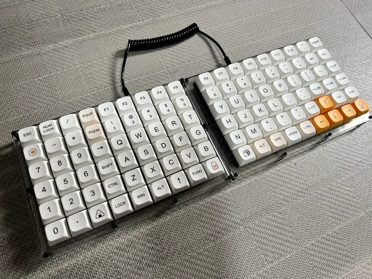 Custom mechanical keyboard build