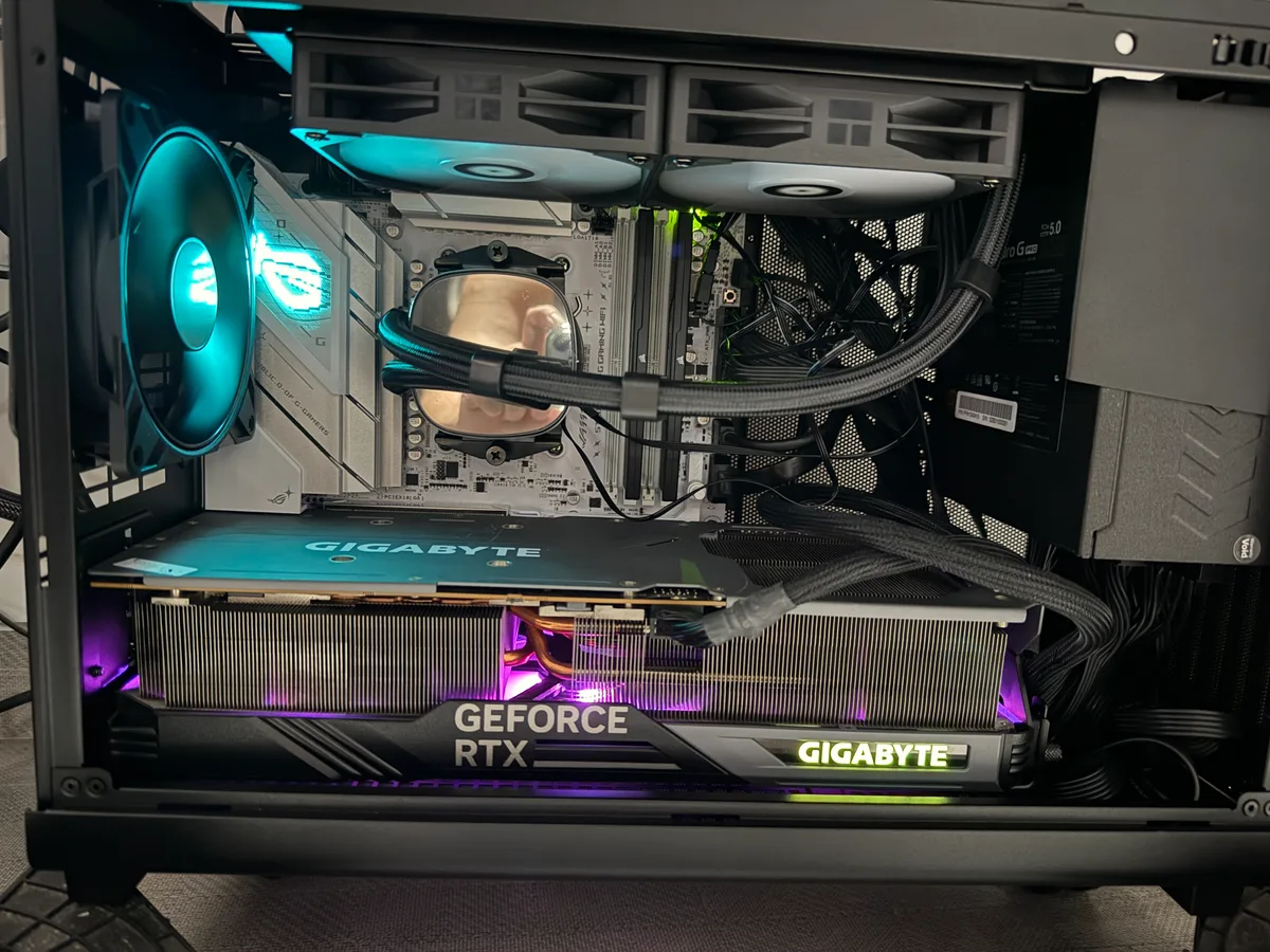 PC build in DAN Cases A3